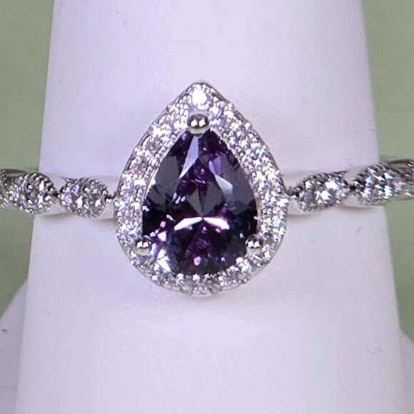 Pear-Cut Simulated Alexandrite & CZ Sterling Silver Ring Size 9 (NWOT)‎ - Picture 2 of 7